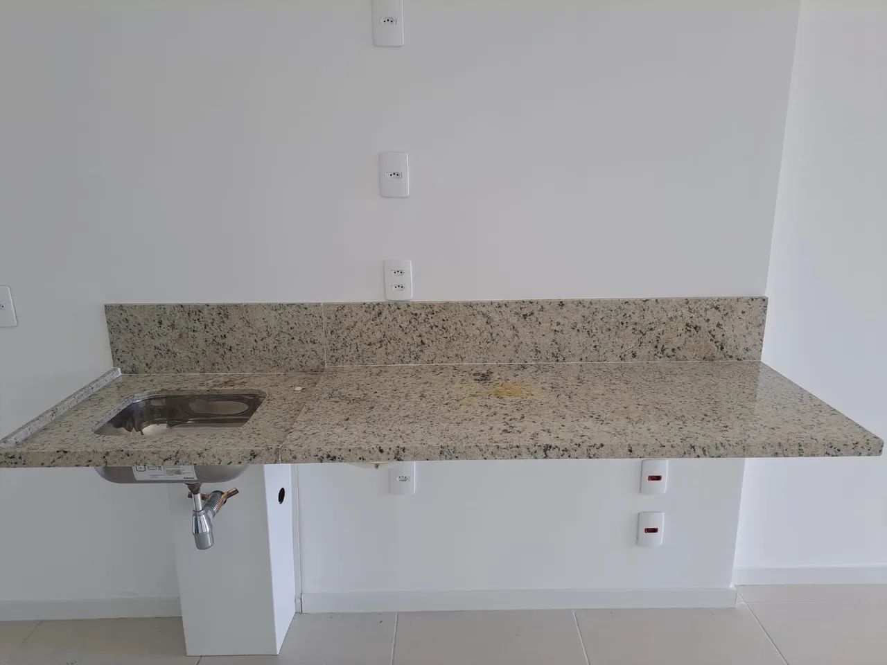 Pia de granito 2 m com cuba inox - nova, nunca usada