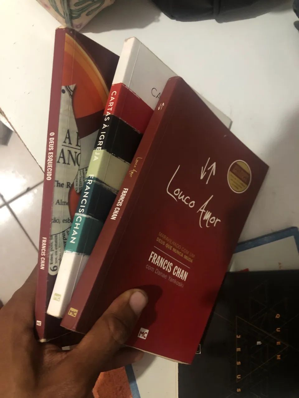 Livros que edificam, para cristãos ? - Foto 3