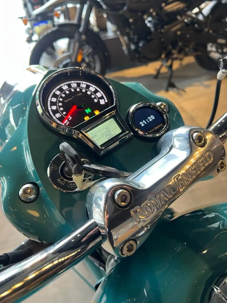 Classic 650 Teal - Foto 4