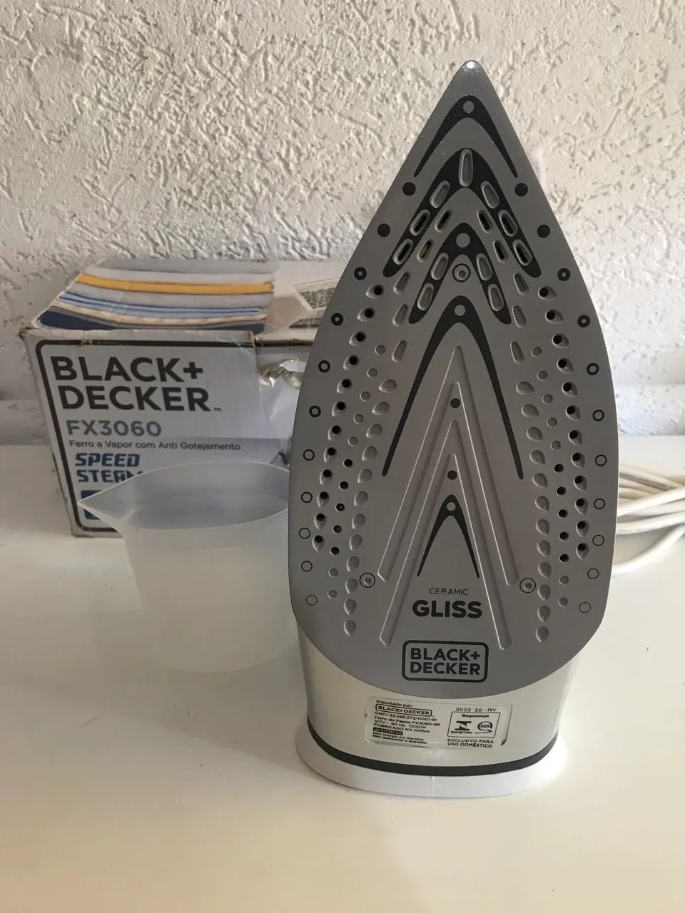 Ferro de passar BlackDecker FX3060 - Foto 2