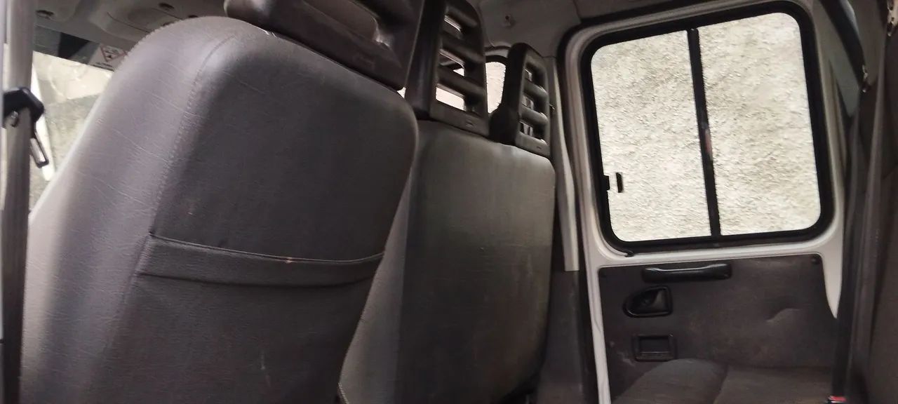 Iveco 3/4 - Foto 2