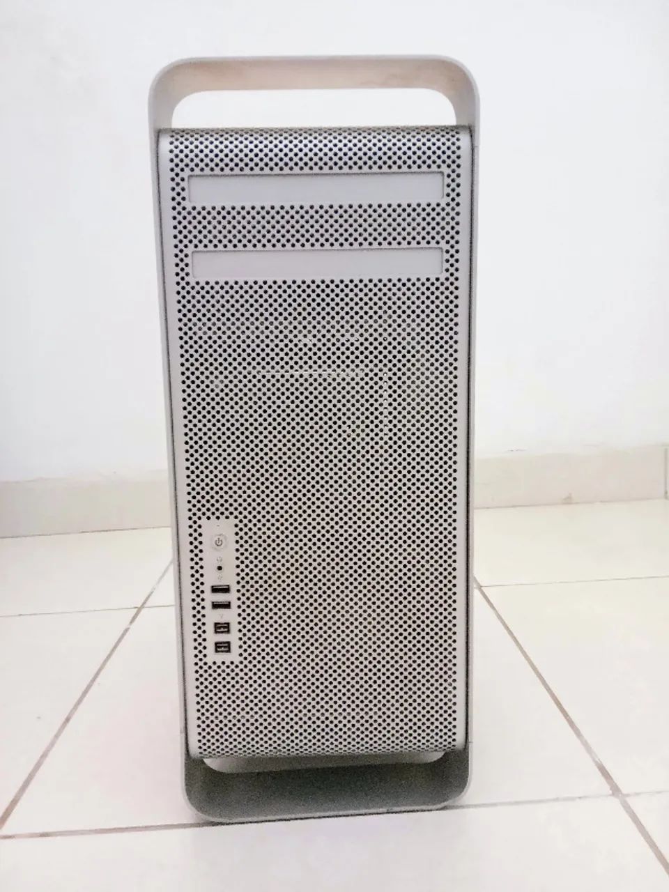 Apple Mac Pro 5,1 2x2,4ghz Intel Xeon 32gb Ram Hd 500gb - Foto 2