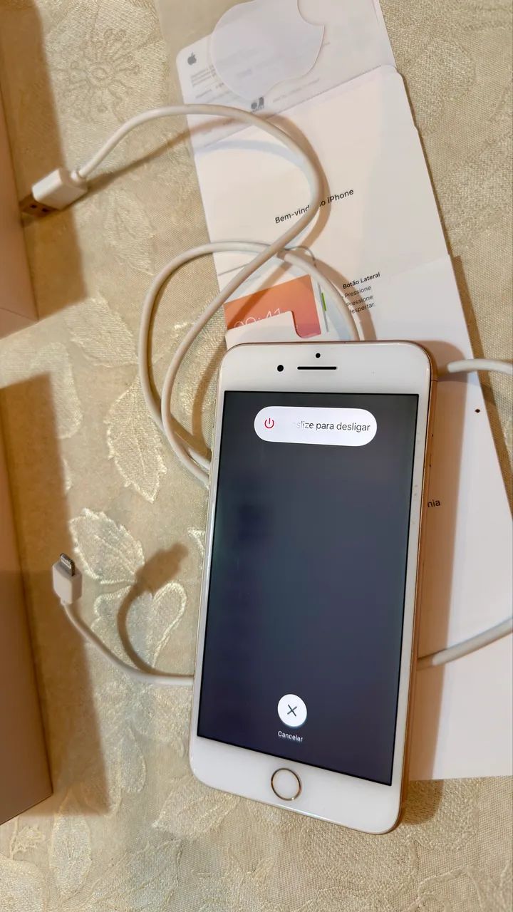 iPhone 8 Plus 256GB - Rosé Gold - muito conservado - Celulares e