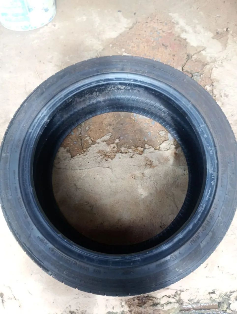 Pneu semi novo - Foto 2