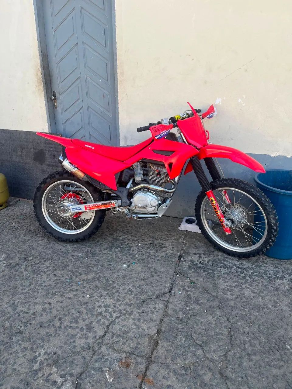 CRF 240f  - Foto 2