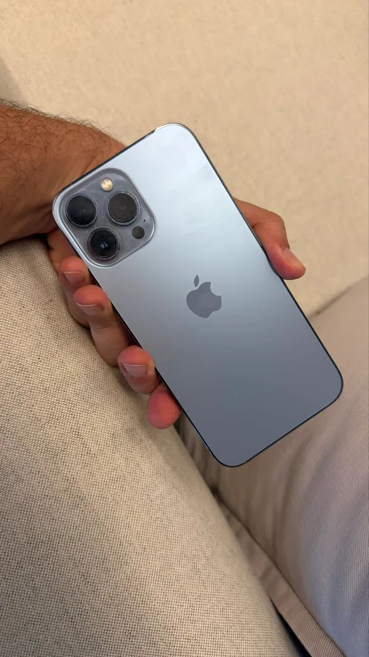 iPhone 13 Pro Max 256gb com caixa - Celulares e Smartphones