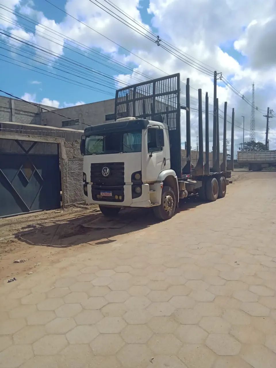 Caminhão 31.320 traçado 