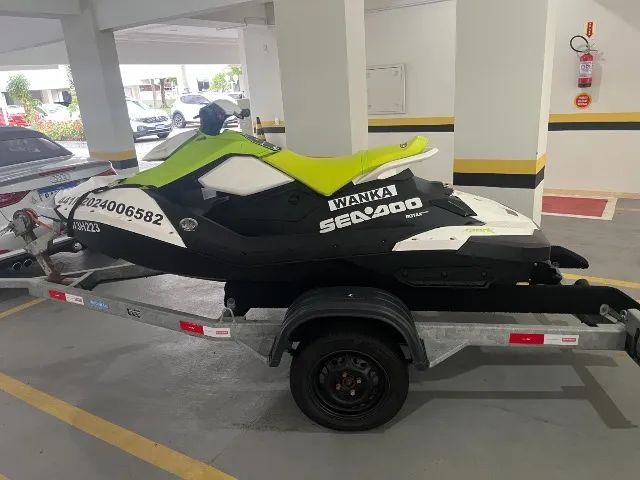Jet Ski Sea Doo Spark 2023 com 42h