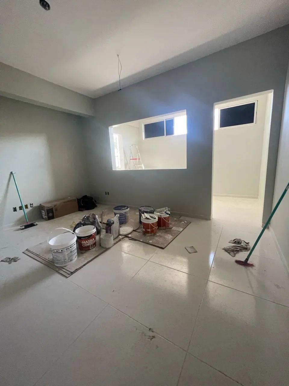 Pinturas e restaurações 