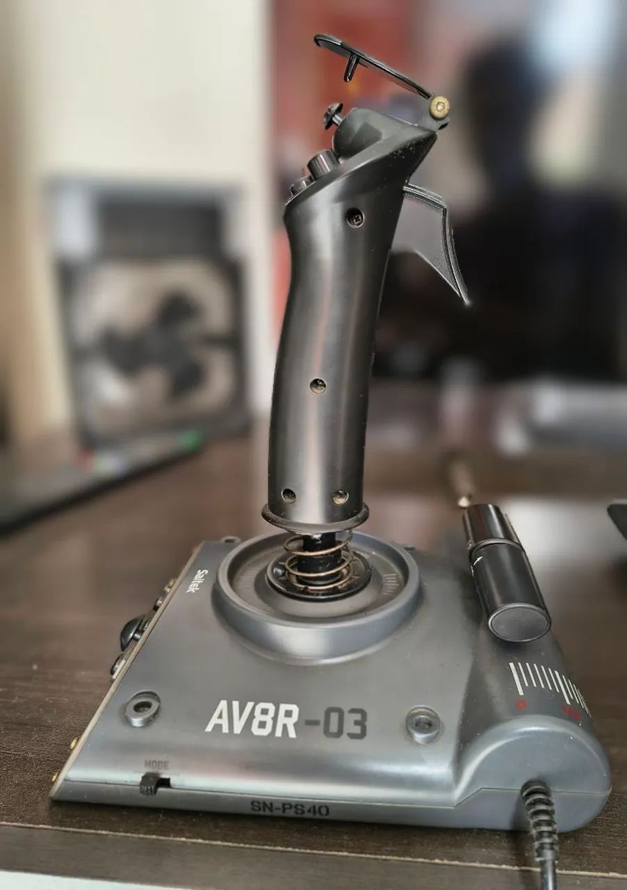 Joystick Saitek Aviator AV8R