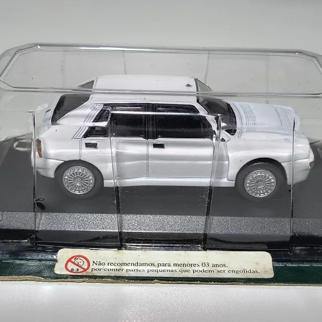 Miniatura Lancia Delta HF Integrale Branca - Escala 1:43 Del Prado
