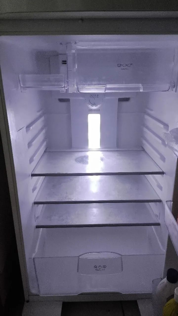 Vendo Geladeira. - Foto 4