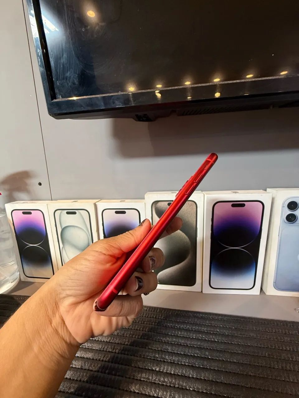 IPHONE 11 64 GB  - Foto 4