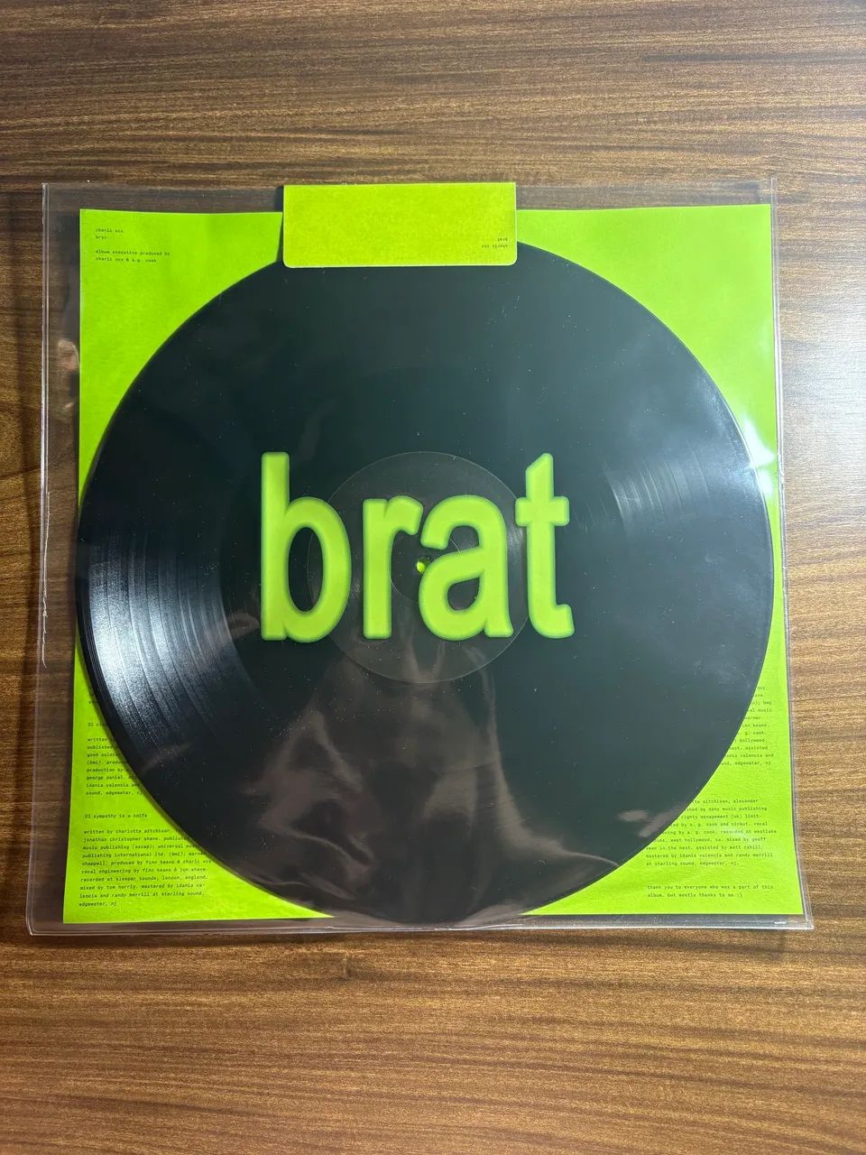 Vinil BRAT Edição Especial  - Foto 3