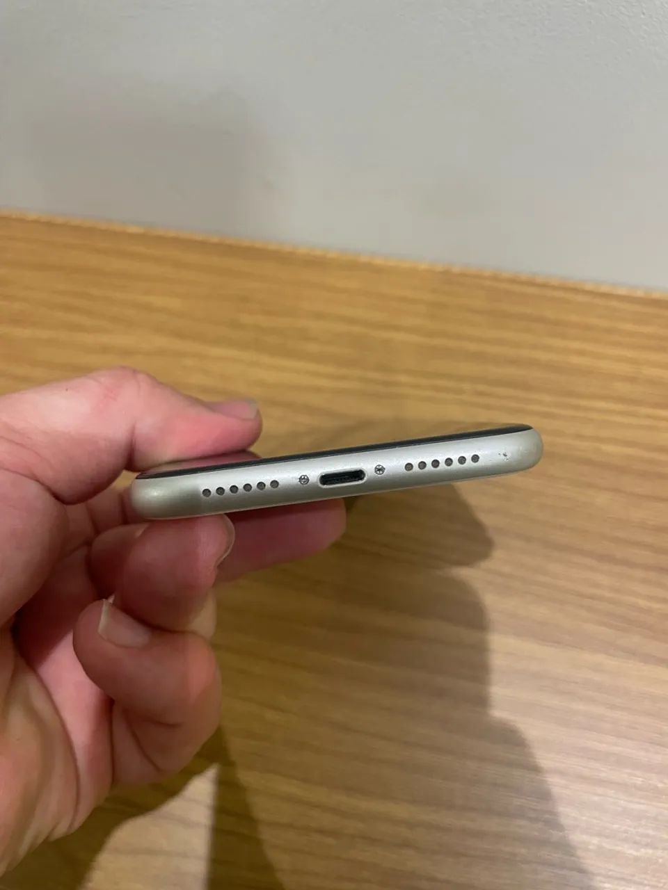 iPhone 11, 64g, muito conservado e nunca aberto. - Celulares e