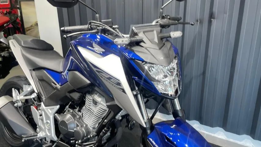 CB 300F ABS - Foto 4