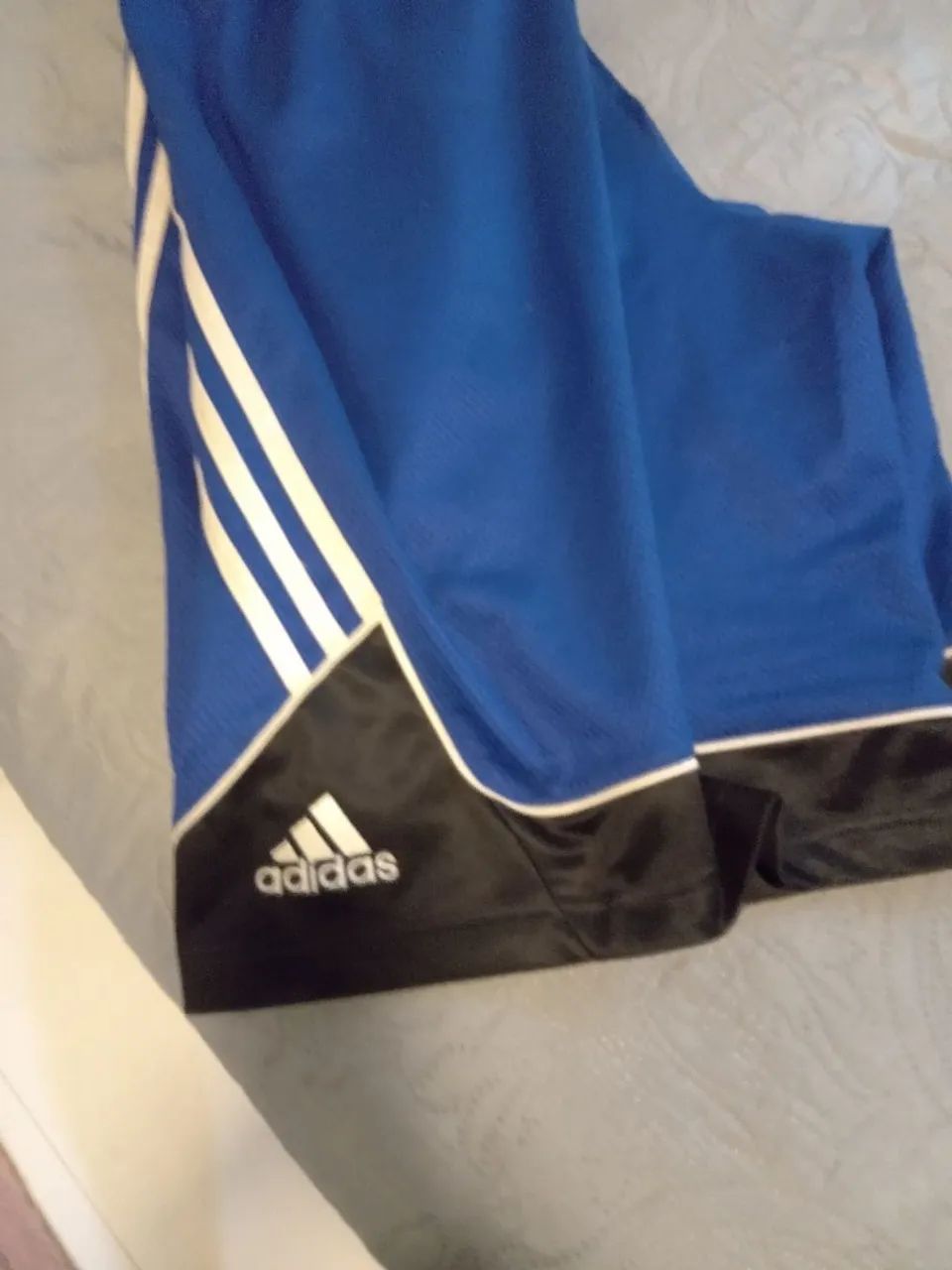Adidas  - Foto 3