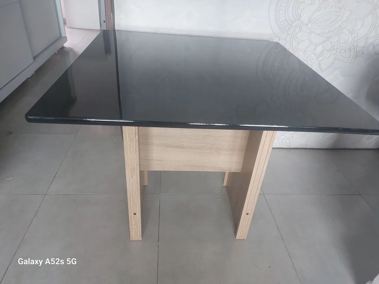 Mesa nova 90x90