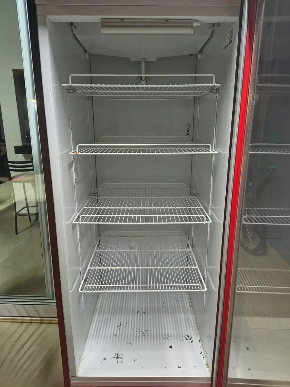 Freezer Budweiser em ótimo estado e funcionando perfeitamente. - Foto 3