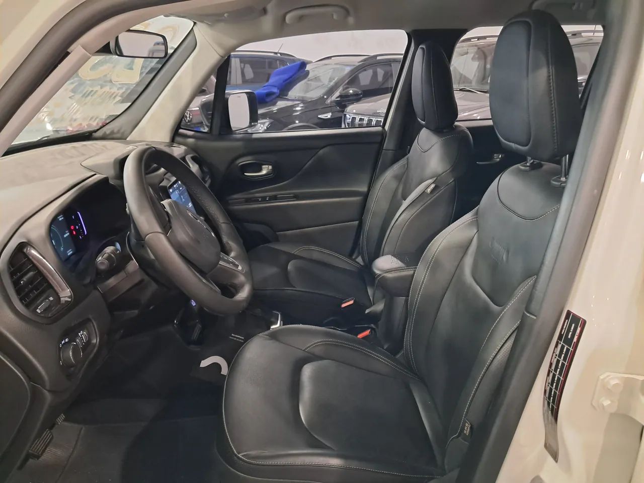 Jeep Renegade Longitude T270 1.3 Turbo 4x2 Aut., foto 4 de 10