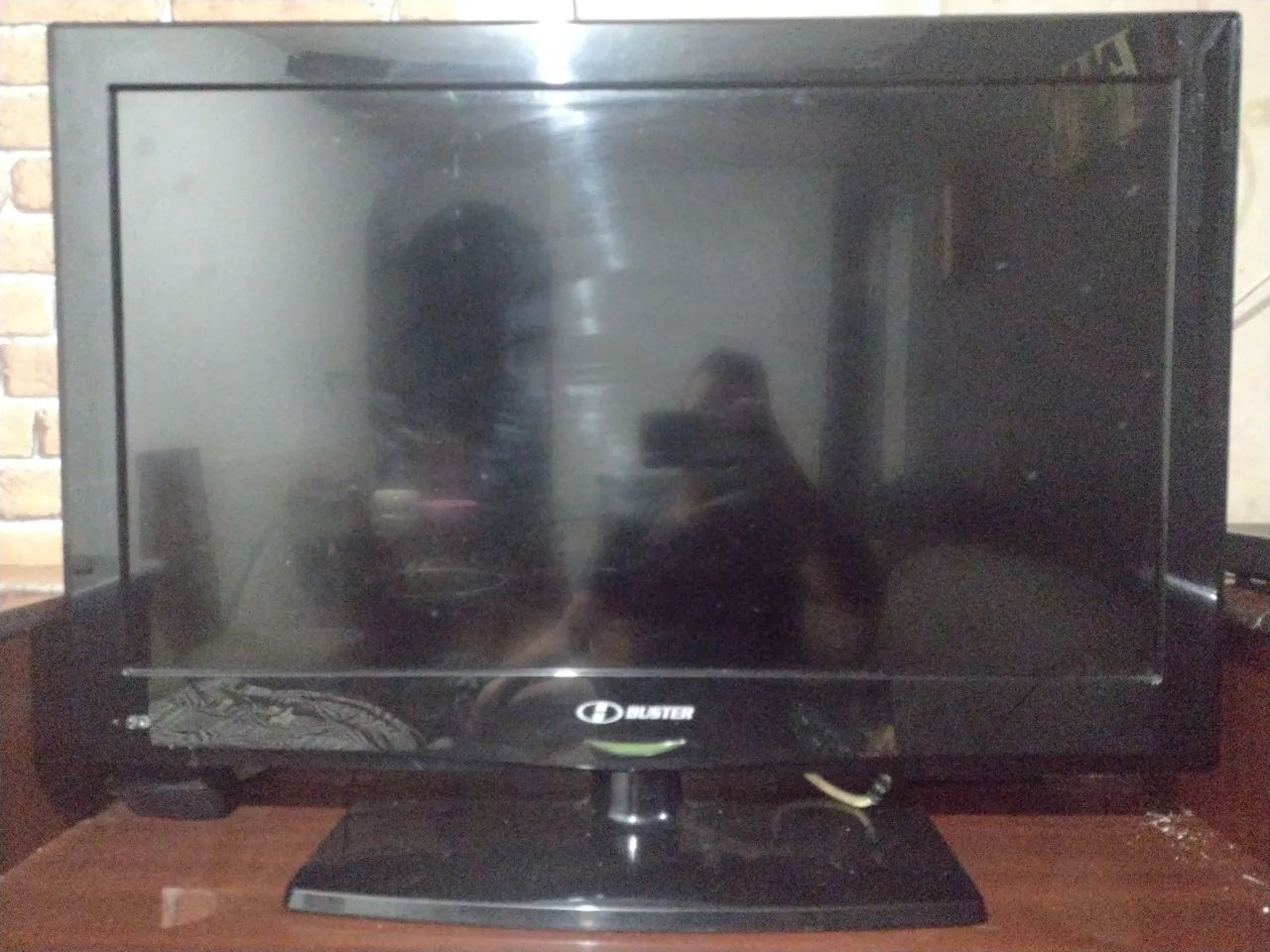Tv Buster 33 polegadas 