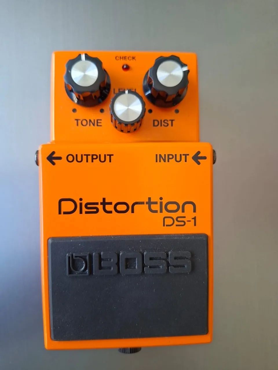 Pedal Boss DS-1 Distortion + Caixa - Foto 3
