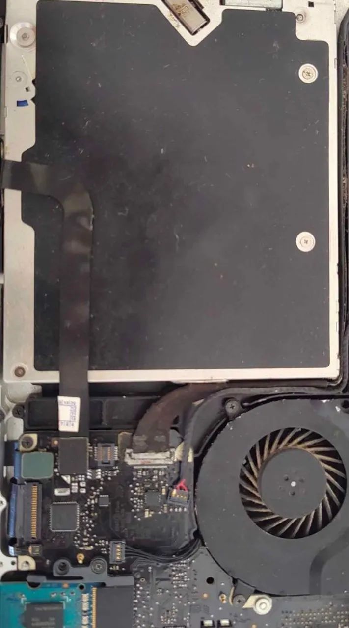 MacBook Pro Antigo para Retirada de Peças / Sucata - Foto 5