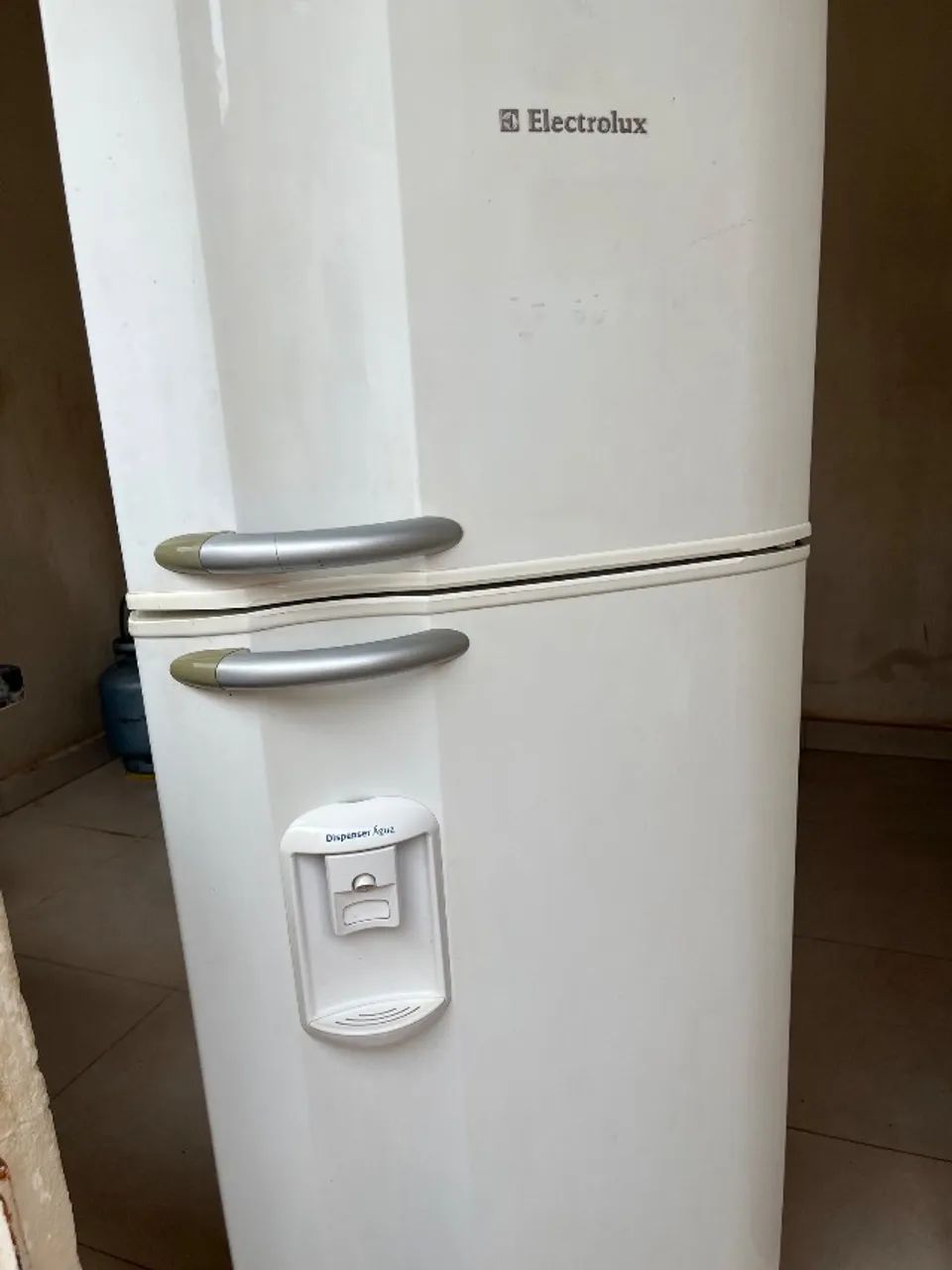 Geladeira com defeito