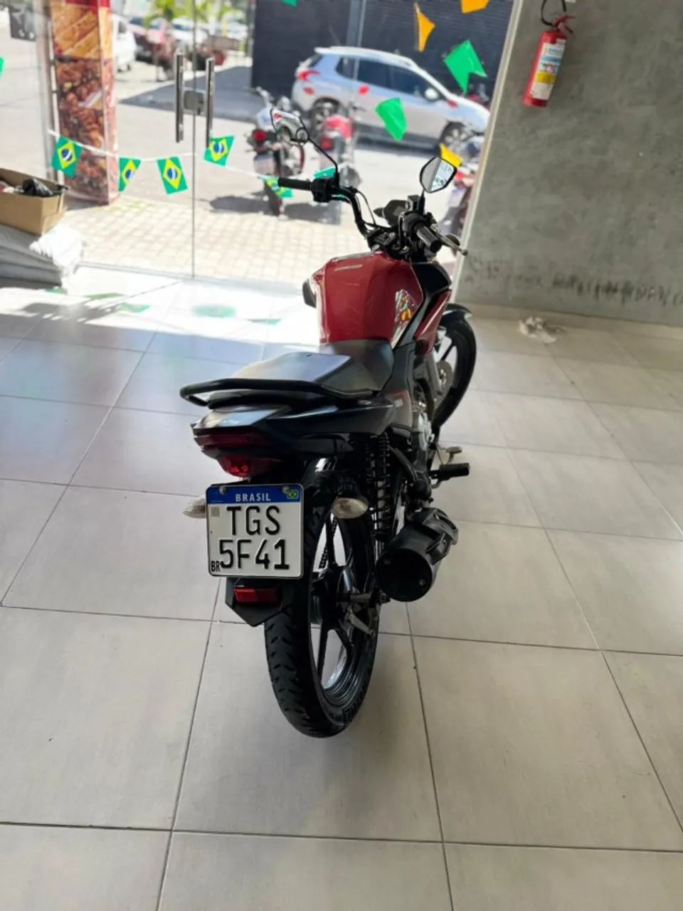YAMAHA FACTOR 150CC 2025 - Foto 4