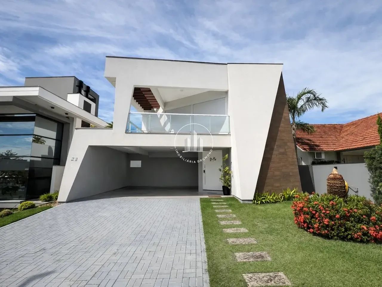 Porteira Fechada! Casa no Condominio Parque da Pedra