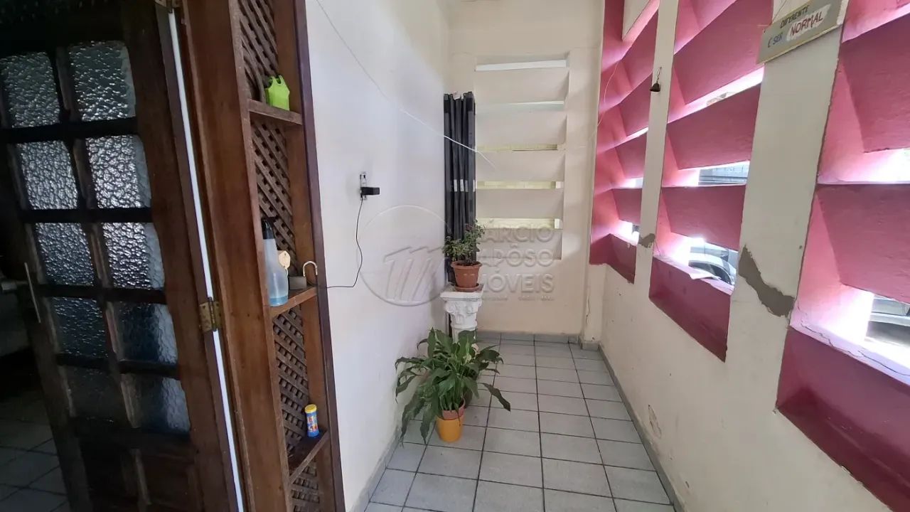 Casa Térrea com 4 Quartos e Quintal à venda no Poço - Foto 4