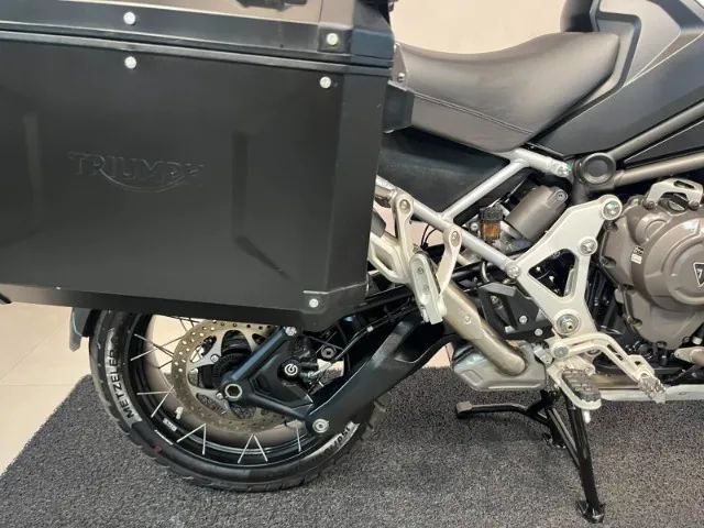 TRIUMPH TIGER 1200 EXPLORER - Foto 2