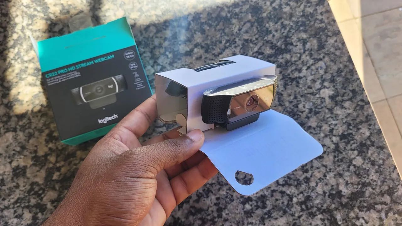 Webcam Full HD Logitech C922 Pro Stream com Microfone Embutido - Foto 2