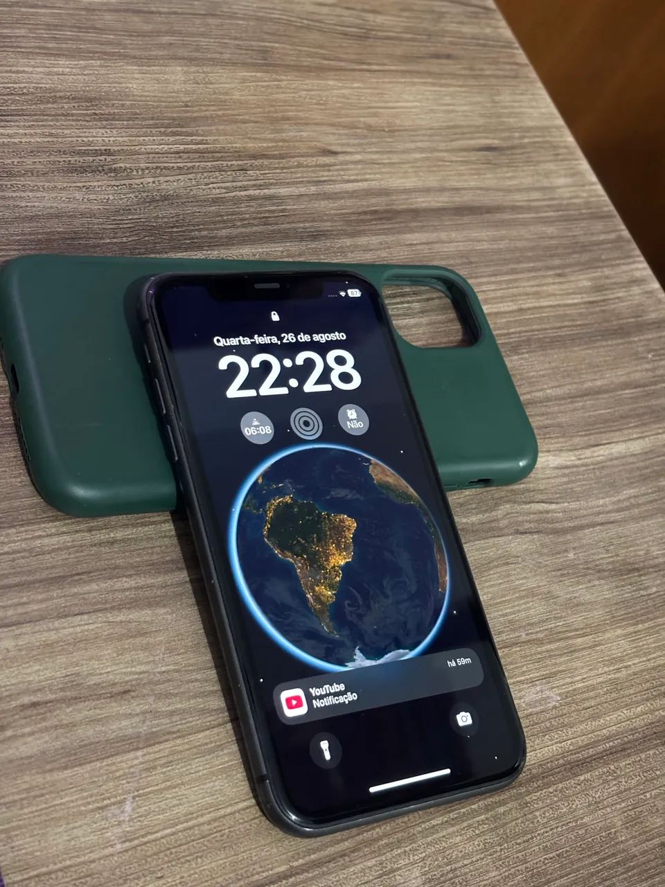 iPhone 11