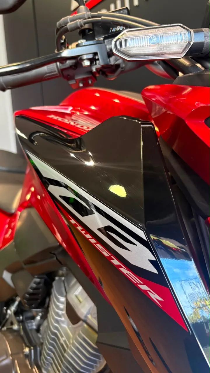 CB 300F Twister Flex - Foto 5