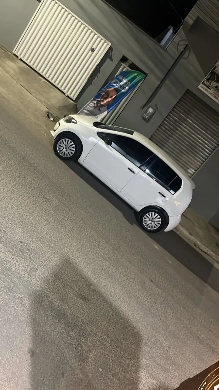 Volkswagen Up! 1.0 TOTAL FLEX 12V 5P 2015