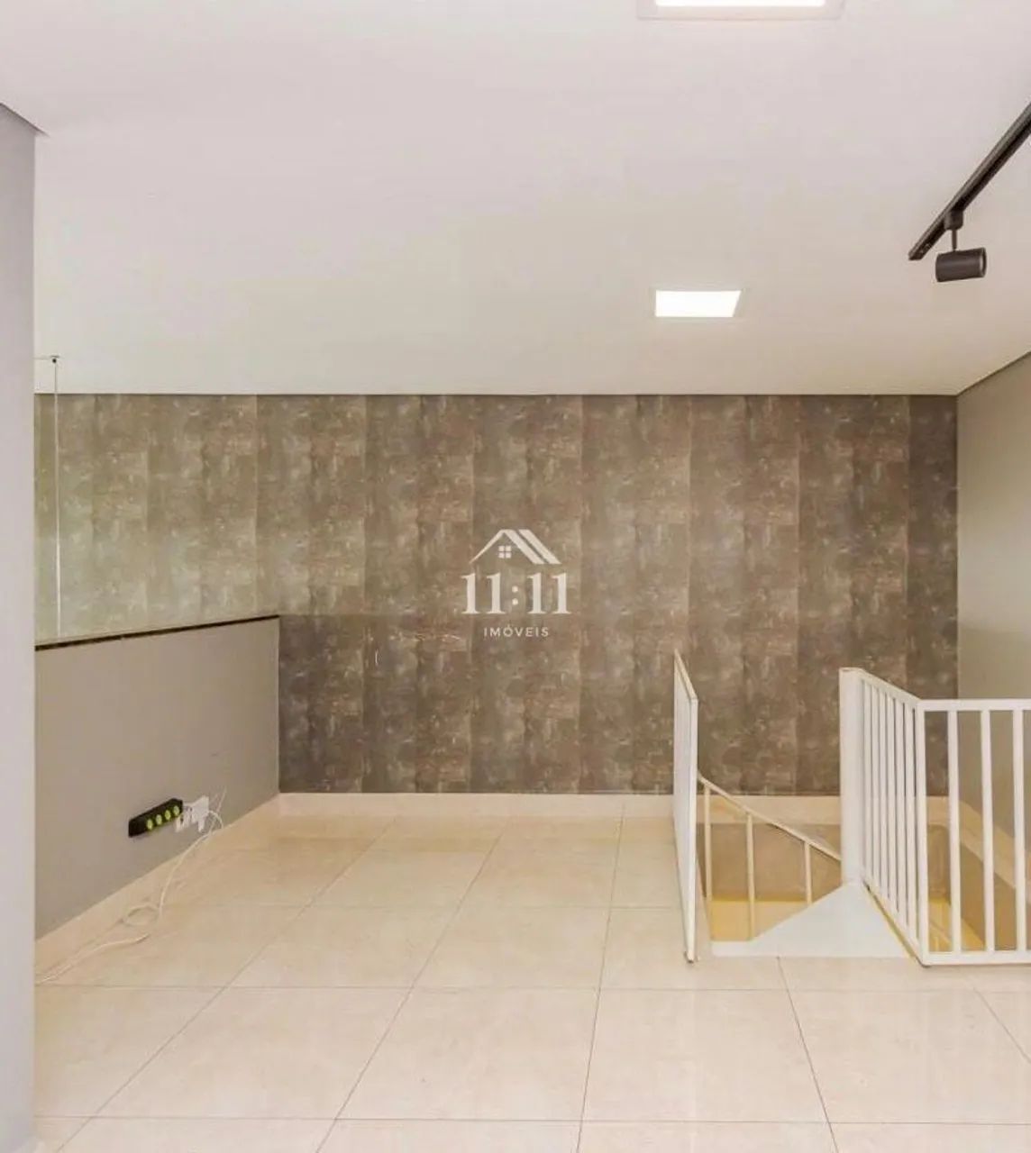 Sala Comercial à venda no bairro Cabral, Curitiba - PR - Foto 4