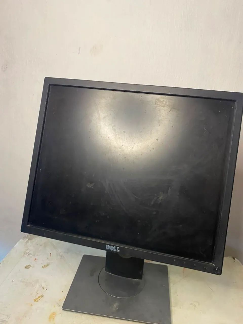 Monitor Dell P1917Sc 19" - HDMI, DisplayPort e VGA - Foto 5