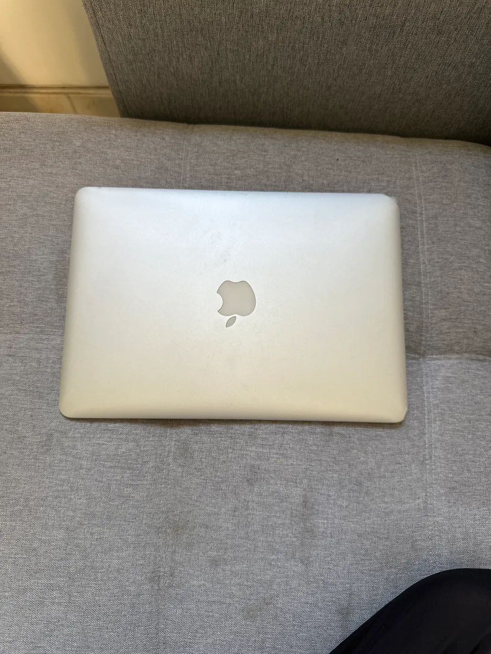 MacBook Air 13 polegadas - Early 2015 - Intel i5 | 8GB RAM | 128GB SSD - Foto 2