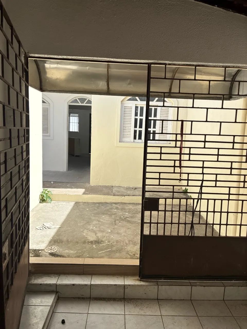 Casa de 2 quartos para alugar. - Foto 2