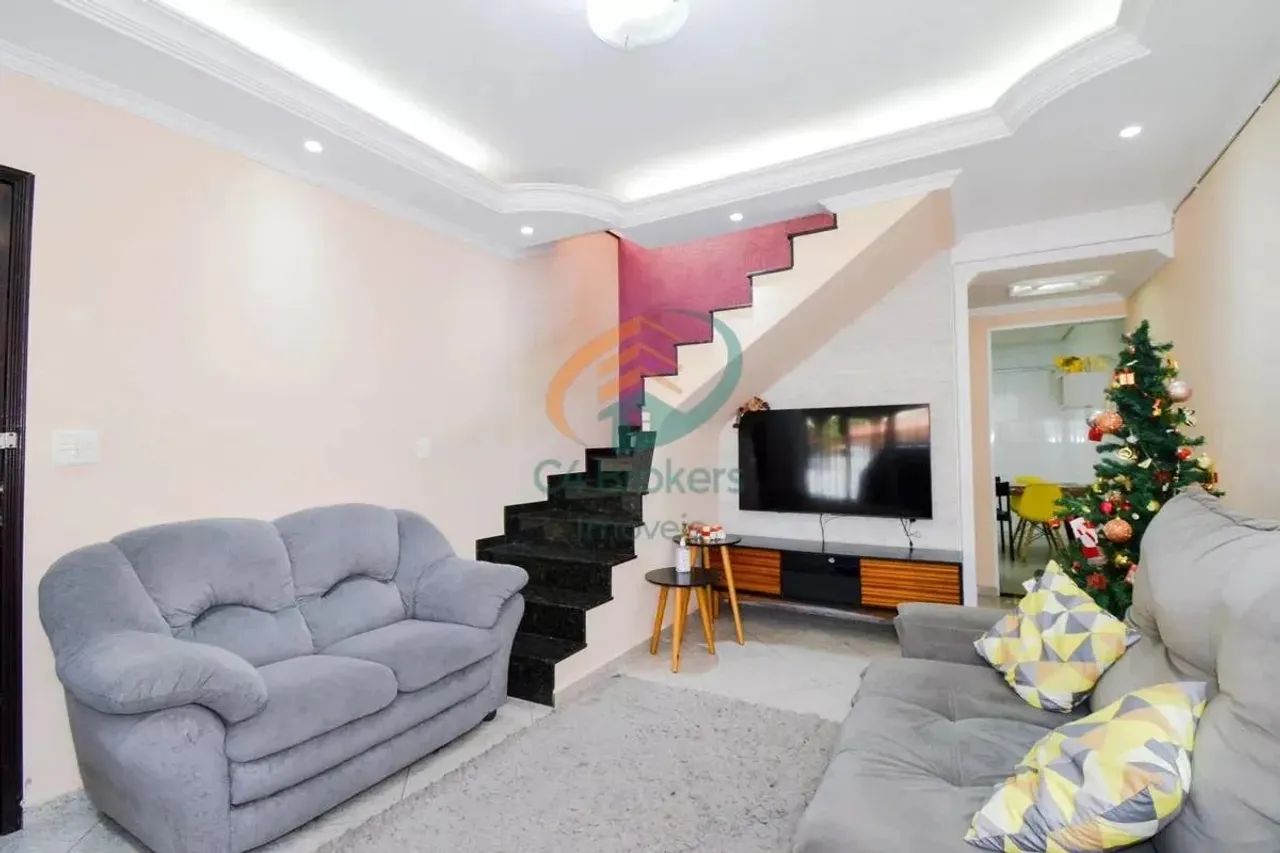 Sobrado em Rua em Vila Francisco Mineiro - Guarulhos