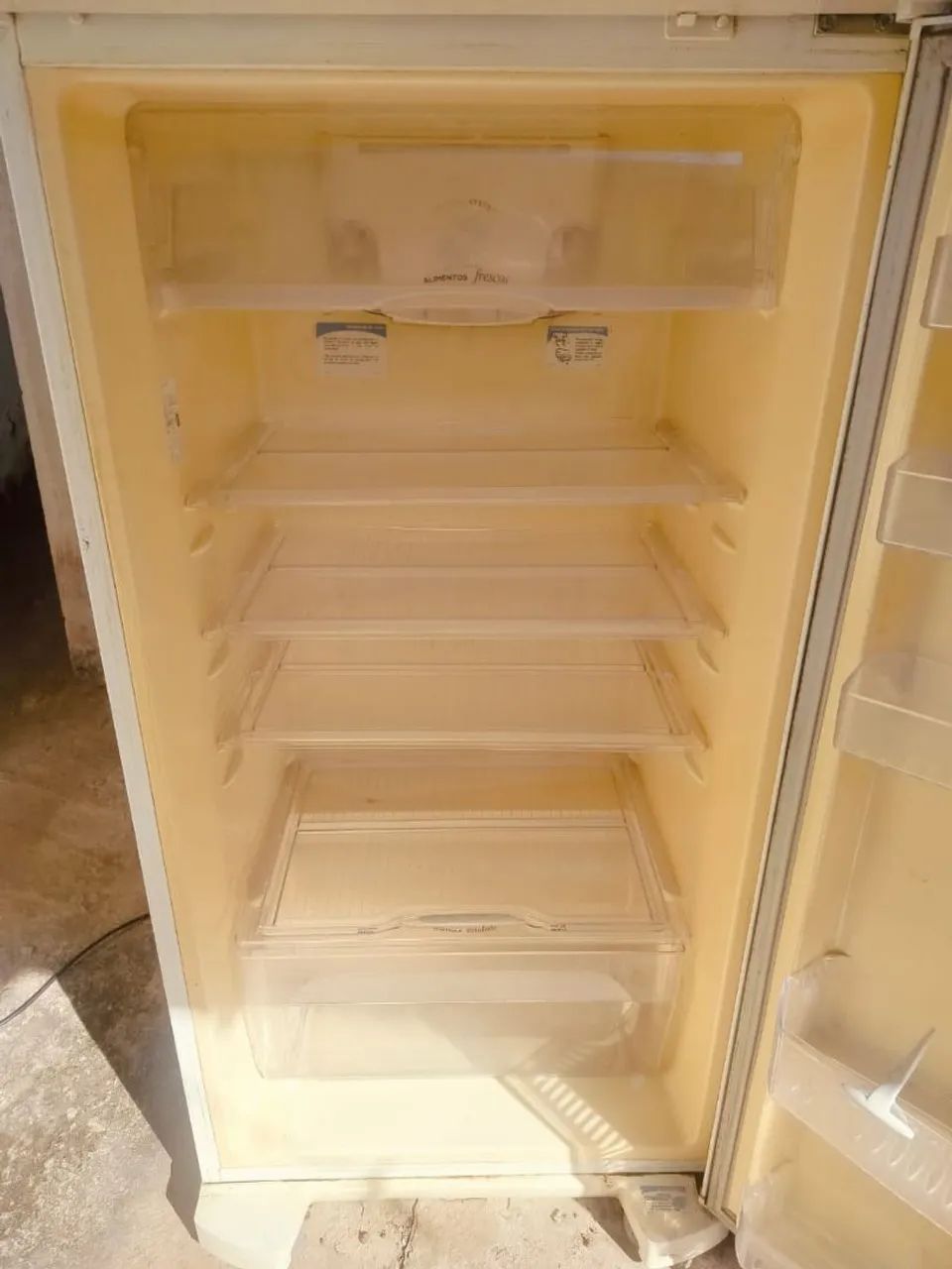 Vendo Geladeira Duplex - Foto 3