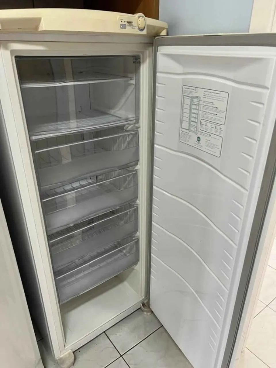Freezer Vertical Consul (com gavetas internas). - Foto 2