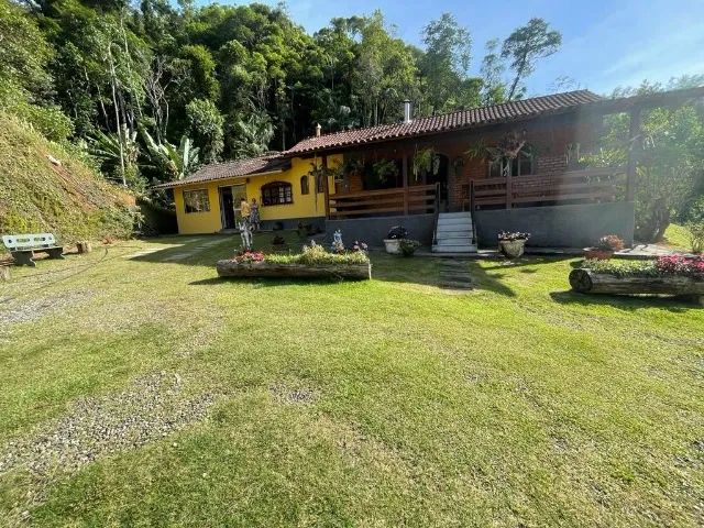 Vende-se Sítio 66.000m2 em Castelinho