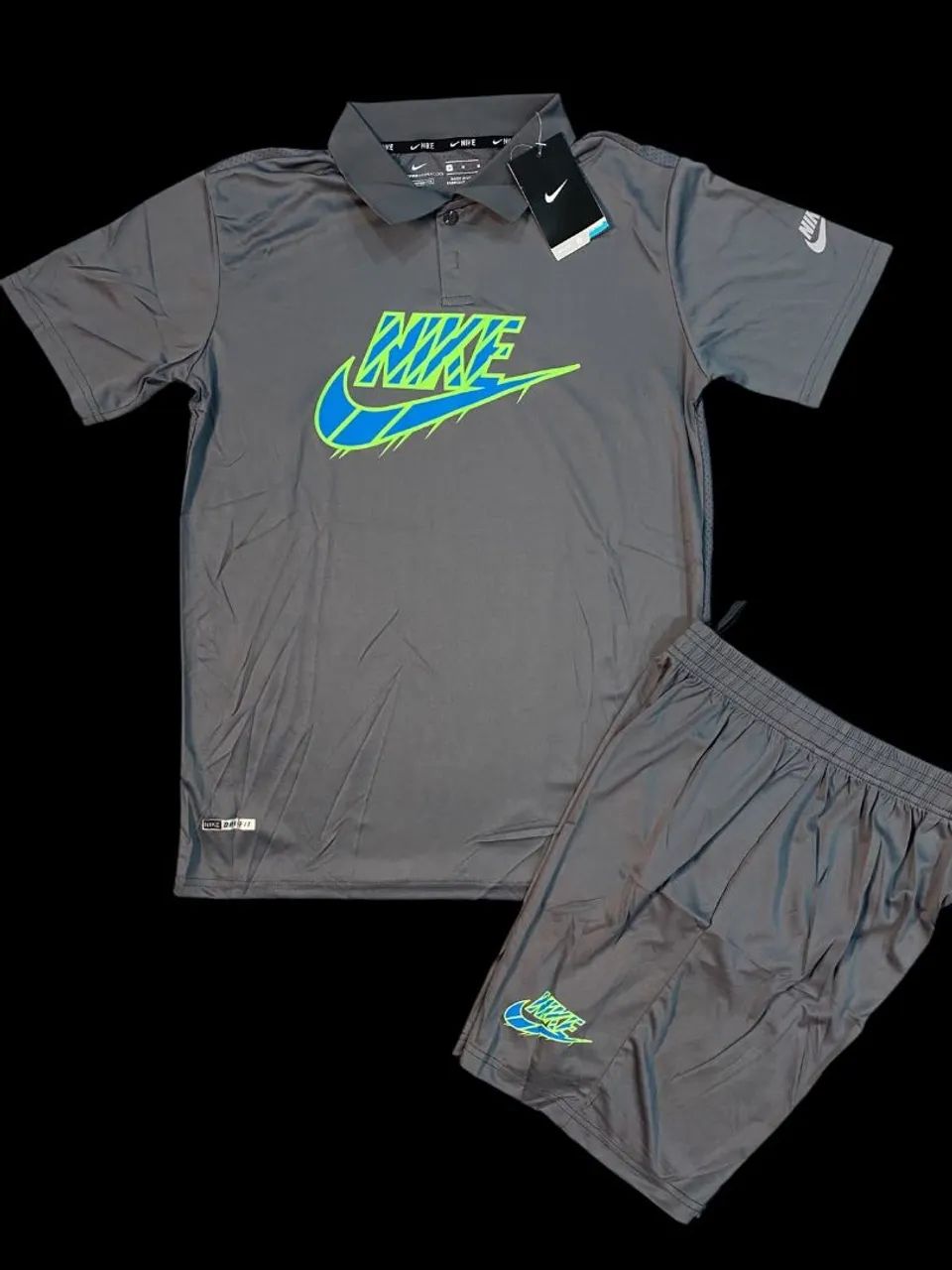 Roupas - Foto 2