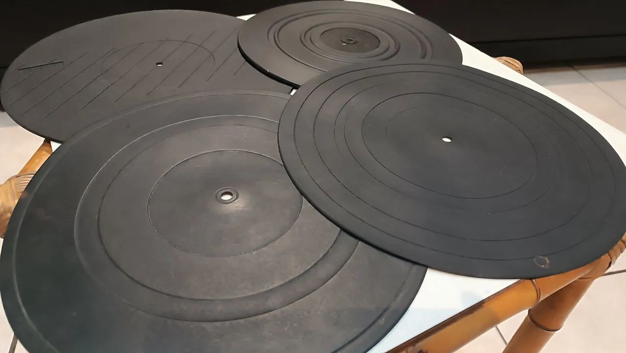 Borrachões para toca discos vendo 4 em bom estado.