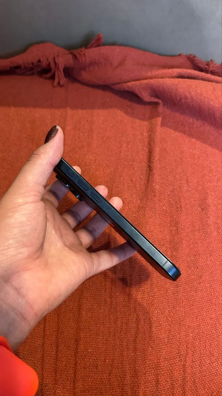 iPhone 15 Pro - Foto 3