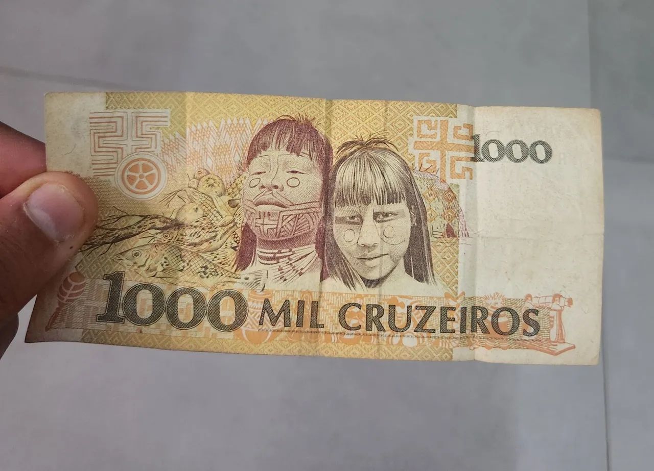 Vendo nota  de 1000 cruzeiro 