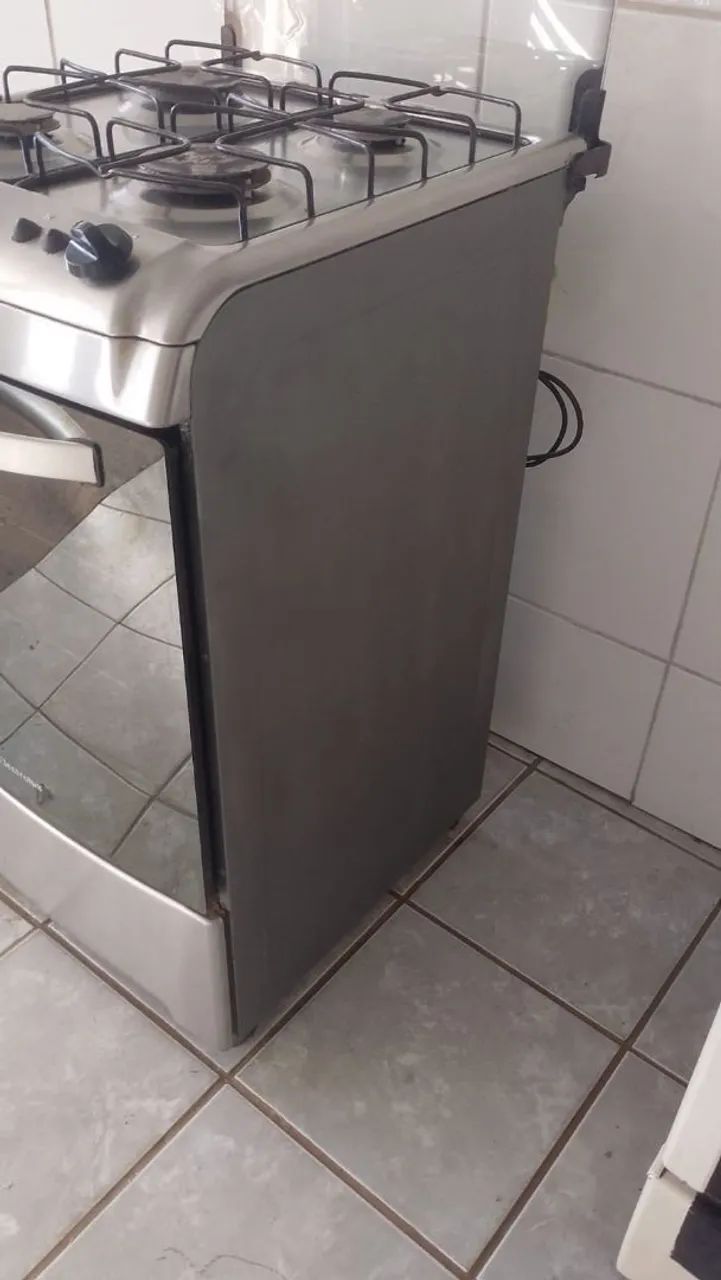Fogão Electrolux funcionando perfeitamente. - Foto 3