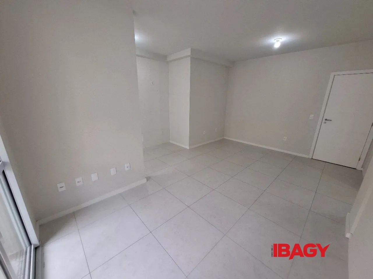 Excelente Apartamento 2 dormitório(s) em Praia Comprida - São José - Foto 4